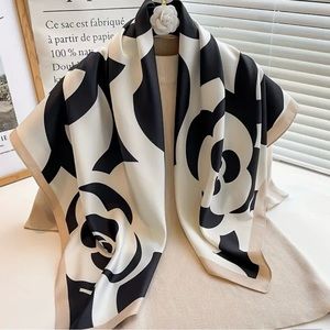 Classic Large Scarf! Perfect for Spring!